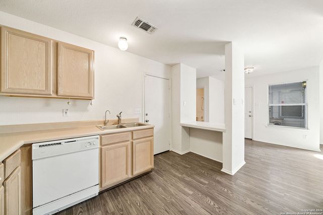 6018 NORSE, San Antonio, TX 78240