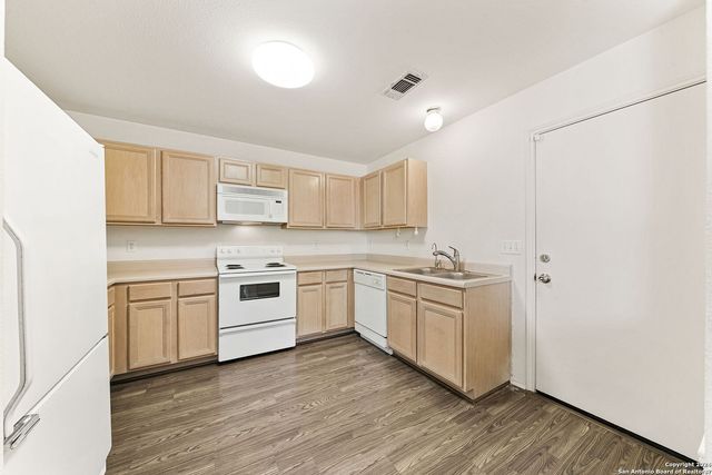 6018 NORSE, San Antonio, TX 78240