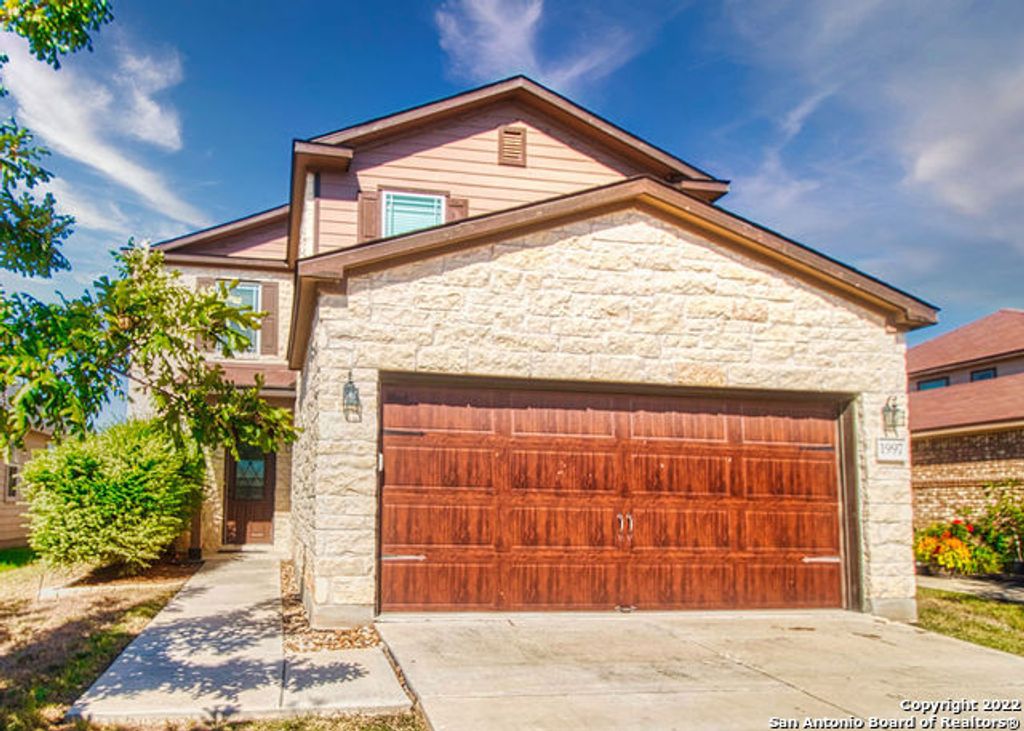1997 BRANDYWINE DR, New Braunfels, TX 78130