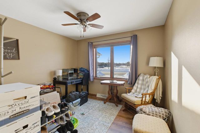 564 S Burr Oak Avenue, Oregon, WI 53575