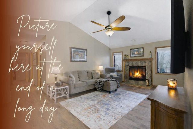 564 S Burr Oak Avenue, Oregon, WI 53575