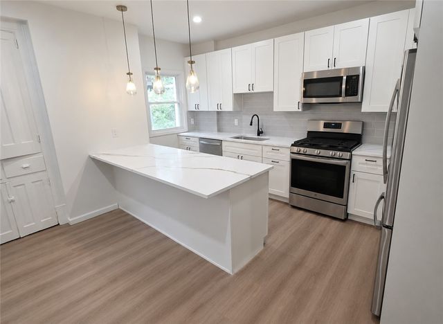 20 Millbridge St, Allentown, PA 15210