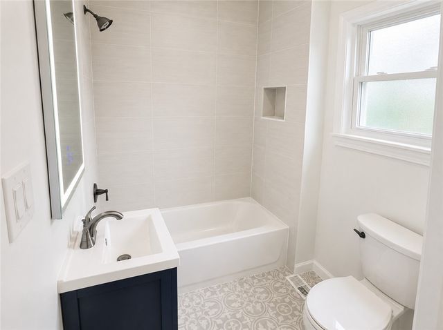 20 Millbridge St, Allentown, PA 15210