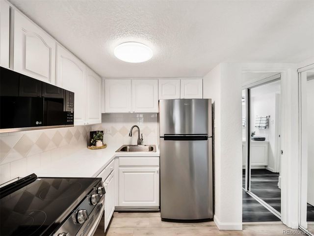 655 N Pearl Street 405, Denver, CO 80203
