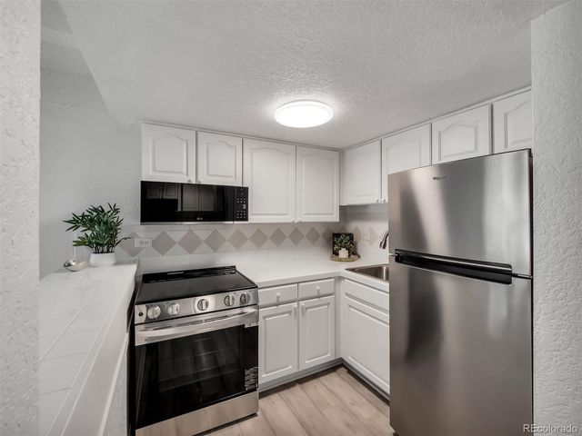 655 N Pearl Street 405, Denver, CO 80203