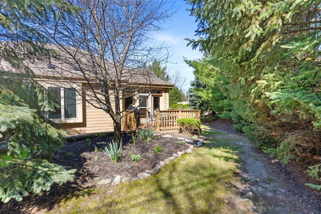 503 Garden Prairie DRIVE, Waukesha, WI 53186