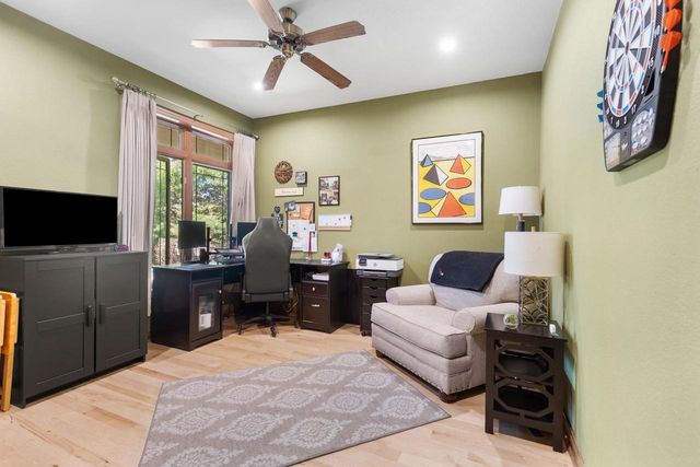 503 Garden Prairie DRIVE, Waukesha, WI 53186