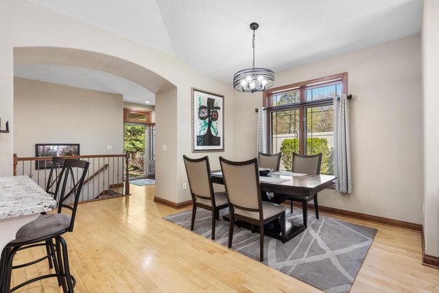 503 Garden Prairie DRIVE, Waukesha, WI 53186