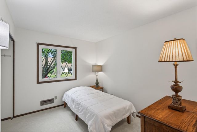 7599 Iverson Avenue S, Cottage Grove, MN 55016