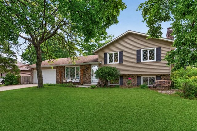 7599 Iverson Avenue S, Cottage Grove, MN 55016