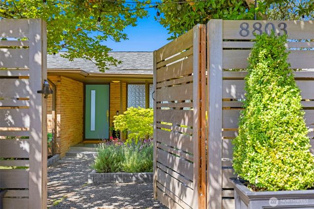 8803 38th Avenue SW, Seattle, WA 98126