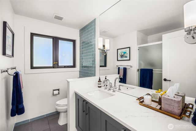 8803 38th Avenue SW, Seattle, WA 98126