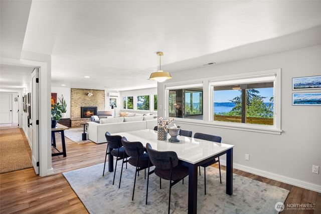 8803 38th Avenue SW, Seattle, WA 98126