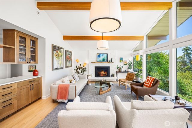 8803 38th Avenue SW, Seattle, WA 98126