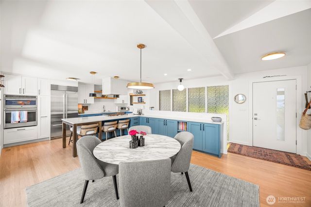 8803 38th Avenue SW, Seattle, WA 98126