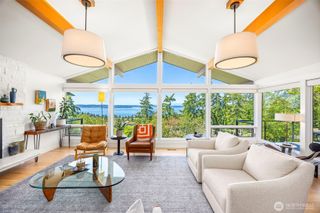 8803 38th Avenue SW, Seattle, WA 98126
