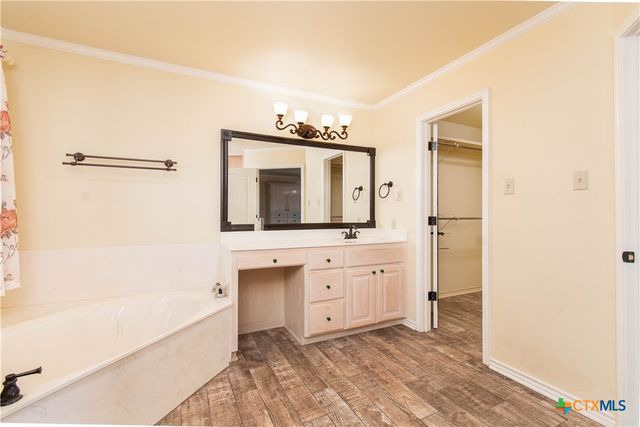 9821 Fm 439, Belton, TX 76513