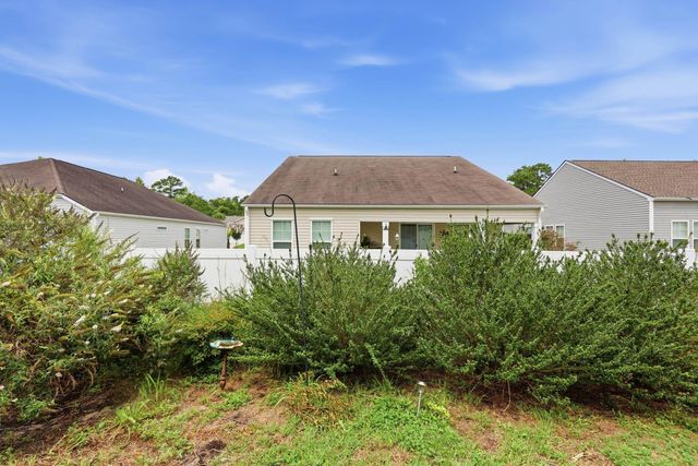 747 Callant Dr., Little River, SC 29566