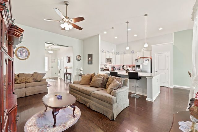 747 Callant Dr., Little River, SC 29566