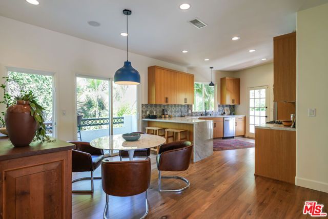 2216 E Live Oak Drive, Los Angeles, CA 90068