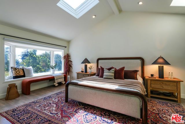 2216 E Live Oak Drive, Los Angeles, CA 90068