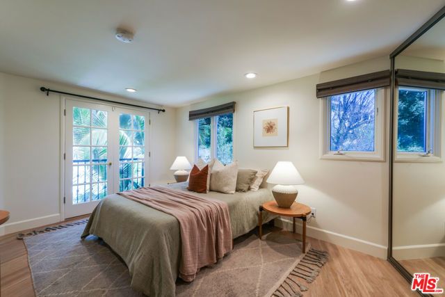 2216 E Live Oak Drive, Los Angeles, CA 90068