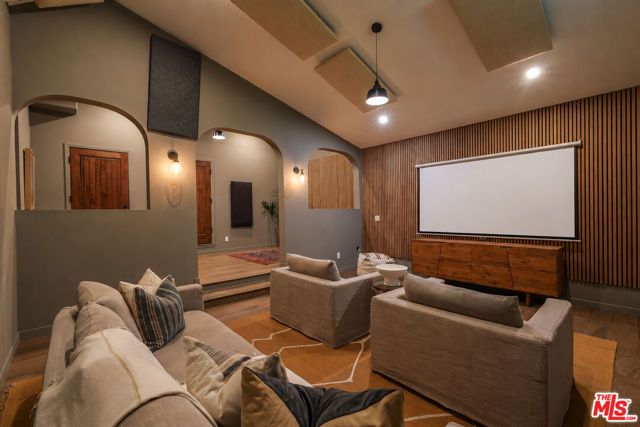 2216 E Live Oak Drive, Los Angeles, CA 90068