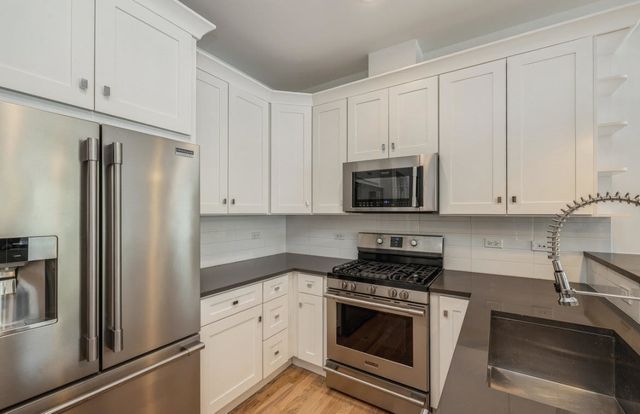 2505 W Potomac Avenue 1W, Chicago, IL 60622