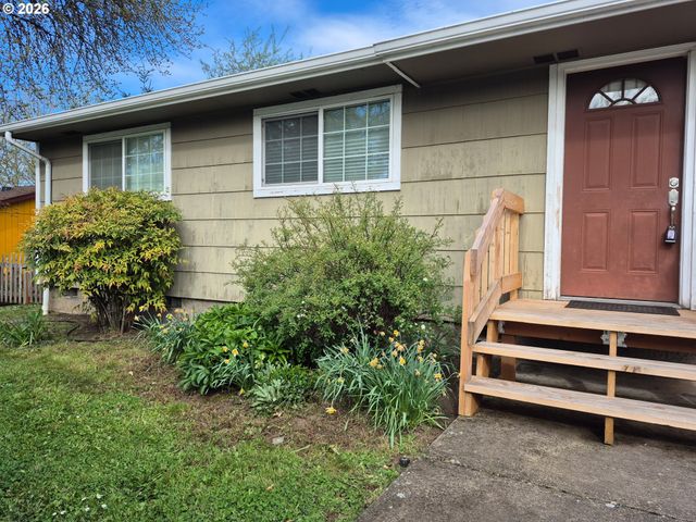 1935 MCKINLEY St, Eugene, OR 97405