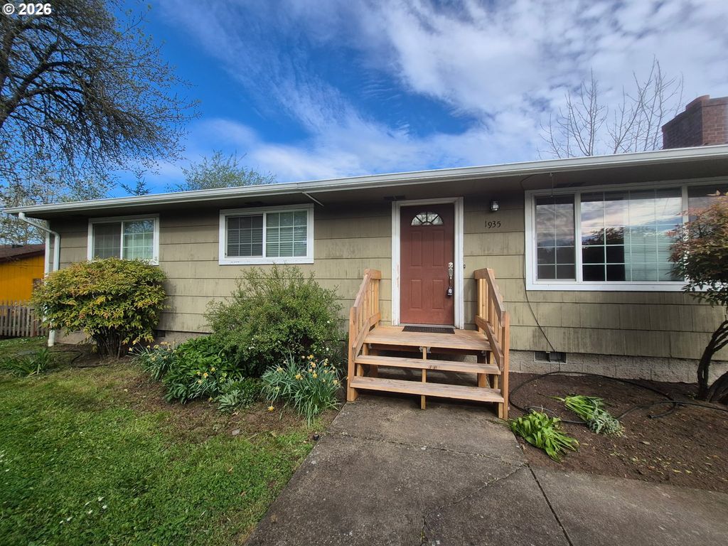 1935 MCKINLEY St, Eugene, OR 97405