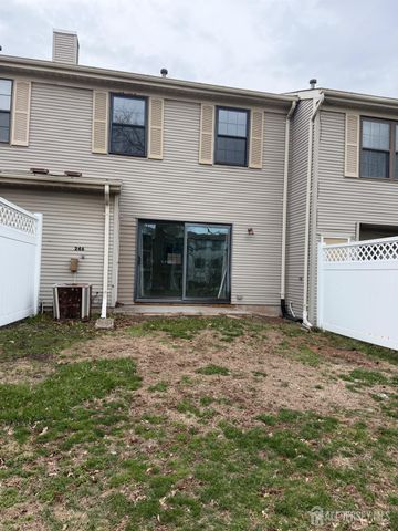 246 Hampshire Court, Piscataway, NJ 08854