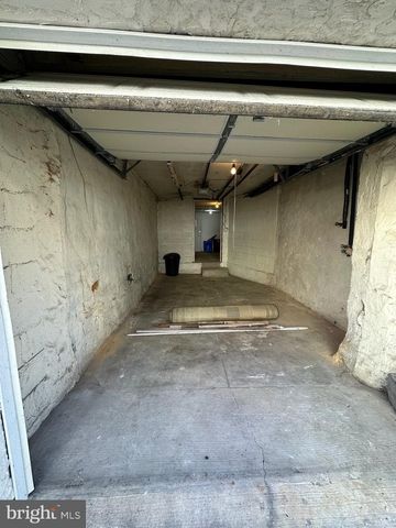 4918 ROSEHILL ST, Philadelphia, PA 19120