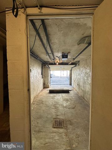 4918 ROSEHILL ST, Philadelphia, PA 19120