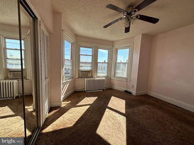 4918 ROSEHILL ST, Philadelphia, PA 19120