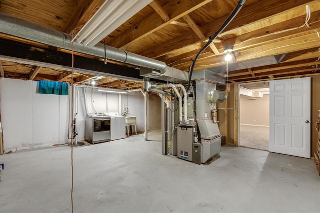 1845 Northbrook Drive, Ann Arbor, MI 48103