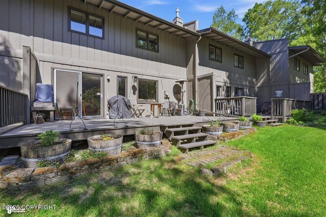 7604 Highlander Drive, Anchorage, AK 99518