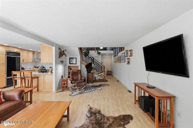 7604 Highlander Drive, Anchorage, AK 99518