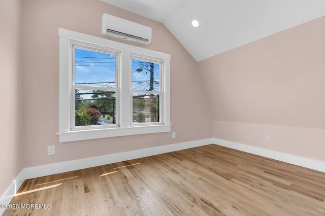 248 Thompson Avenue, Middletown, NJ 07748