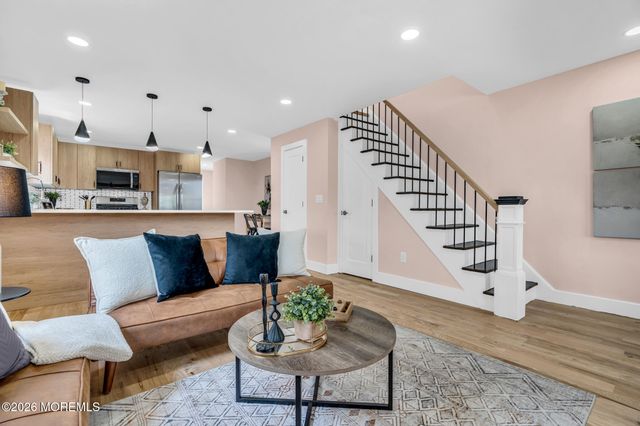 248 Thompson Avenue, Middletown, NJ 07748