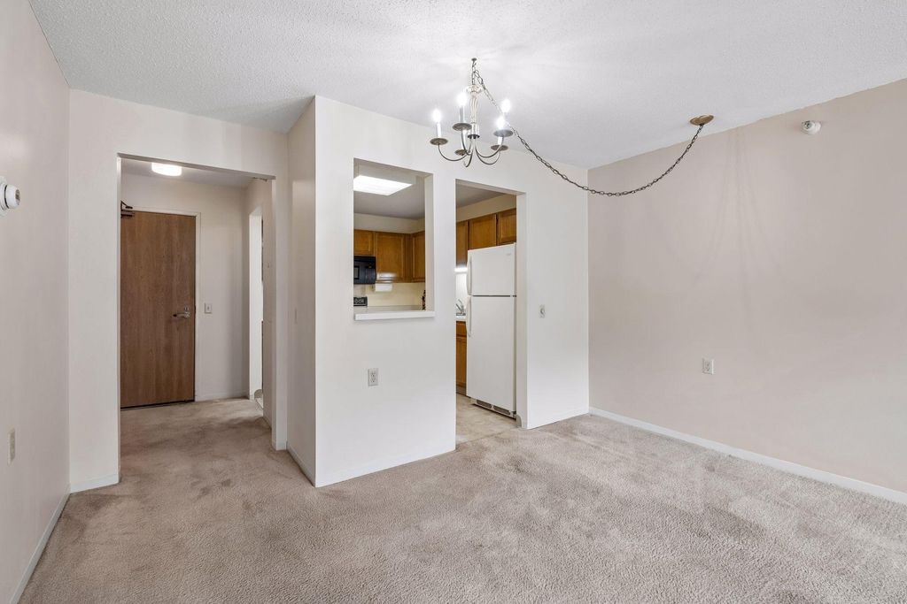 500 County Road B W 235, Roseville, MN 55113 — photo 4