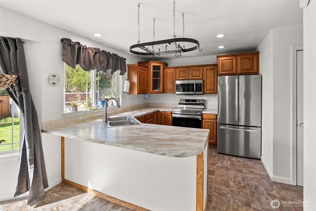 1231 SW Elzina Street, Chehalis, WA 98532