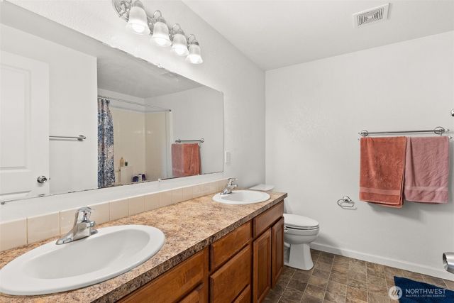 1231 SW Elzina Street, Chehalis, WA 98532