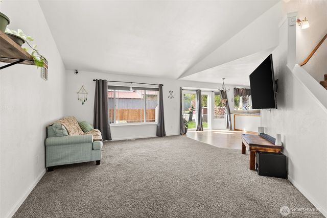 1231 SW Elzina Street, Chehalis, WA 98532