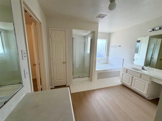 2317 Orleans Lane, Seabrook, TX 77586