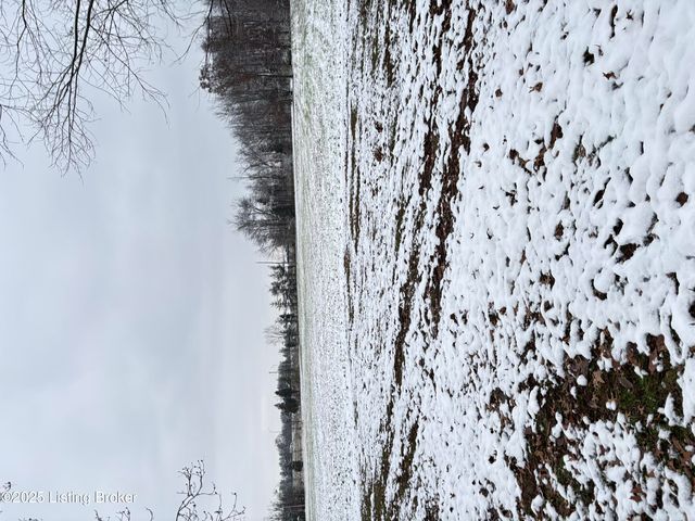 8207 Damascus Cir D1, Louisville, KY 40228