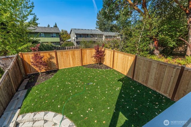 3330 58th Avenue NE, Tacoma, WA 98422