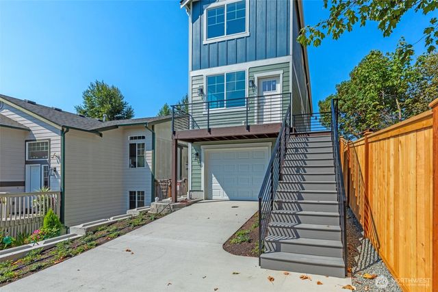 3330 58th Avenue NE, Tacoma, WA 98422