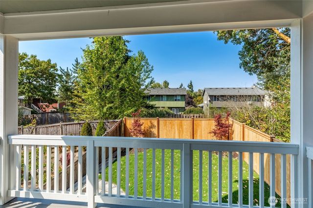 3330 58th Avenue NE, Tacoma, WA 98422