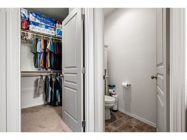 5460 PINEHURST St, Springfield, OR 97478