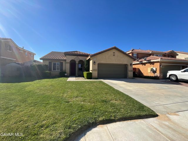 6126 W Avenue K1, Lancaster, CA 93536